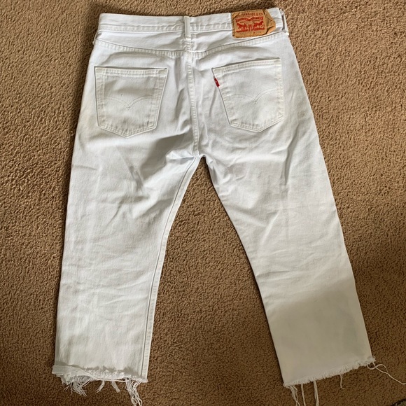 levis white boyfriend jeans